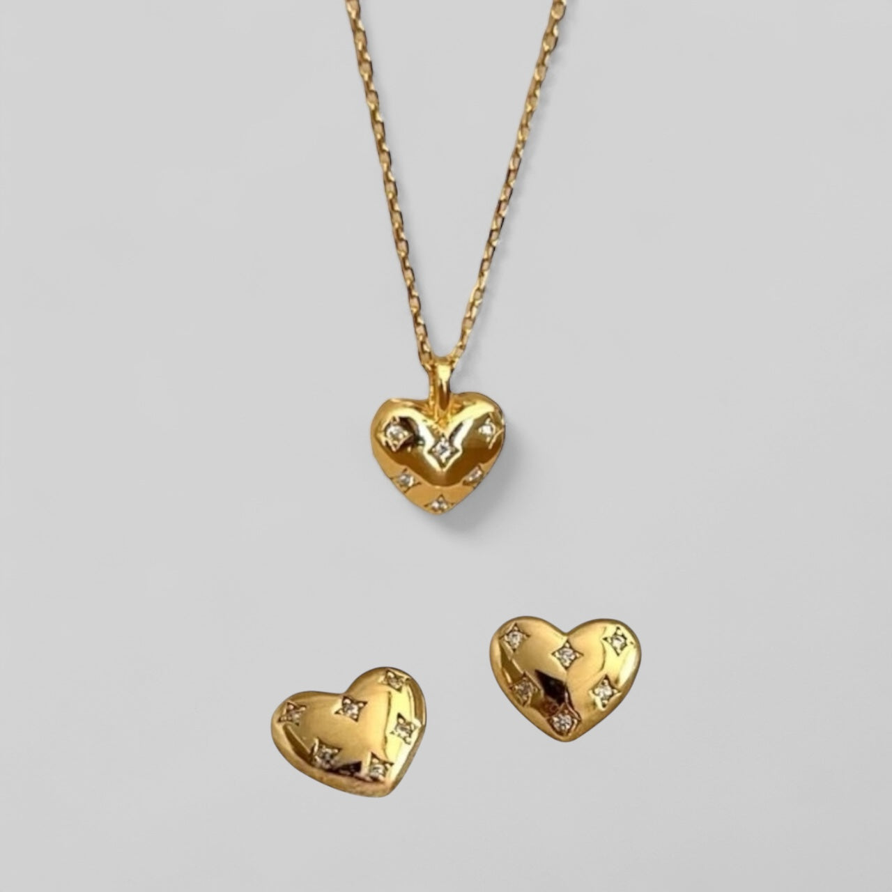 Saint Valentin - Anniversaire - Love Box avec roses et sac - Collier et boucles d'oreilles en forme de cœur incrustés de zircones en argent 925 plaqué or