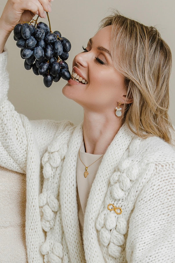 Bijoux de vigne – Pendentif raisin 3D en argent 925 et plaqué or 18 carats – Bijoux pour amateurs de vin, raisins géorgiens Saperavi